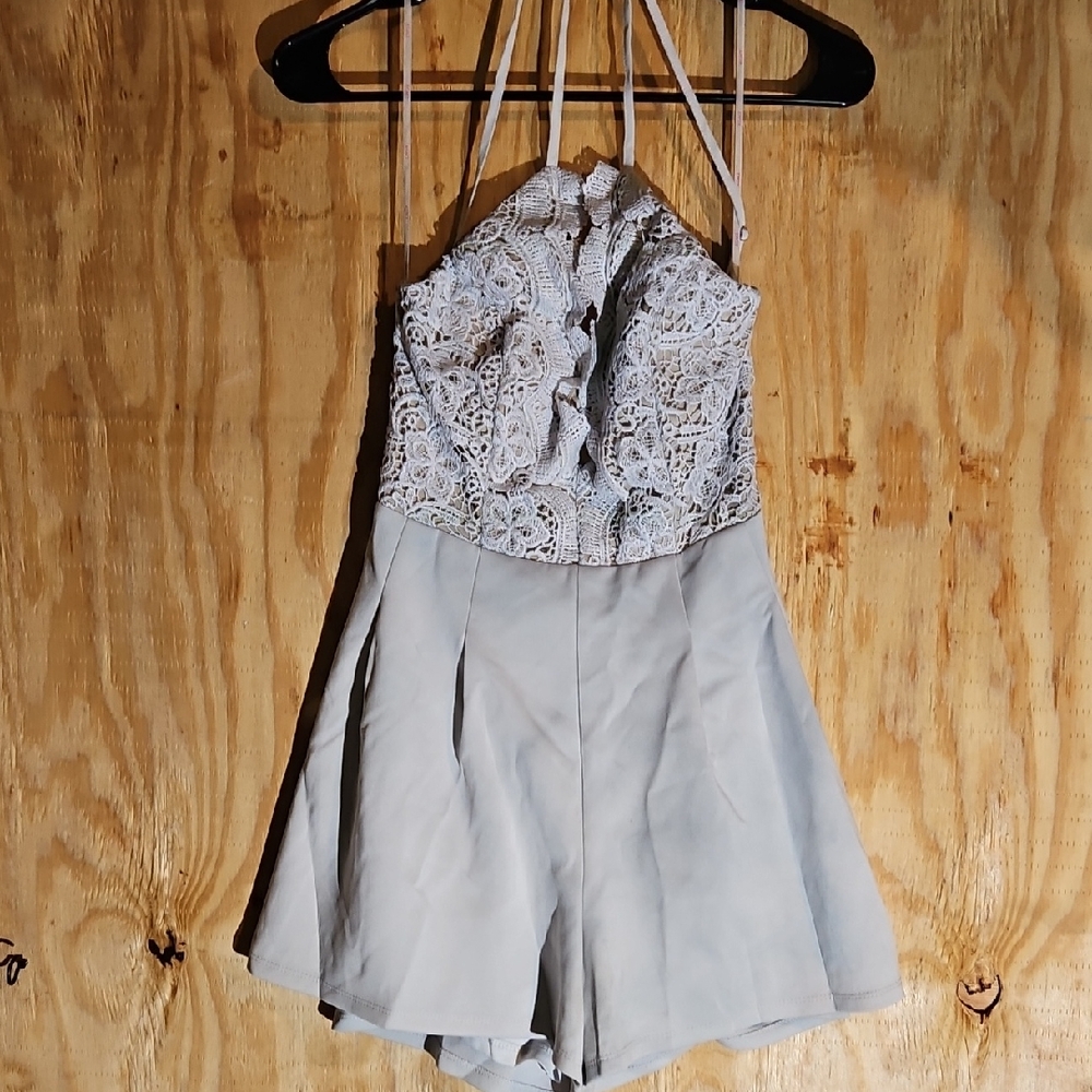 a'gaci Strapless Lace Dress in Gray and Cream - Picture 1 of 2